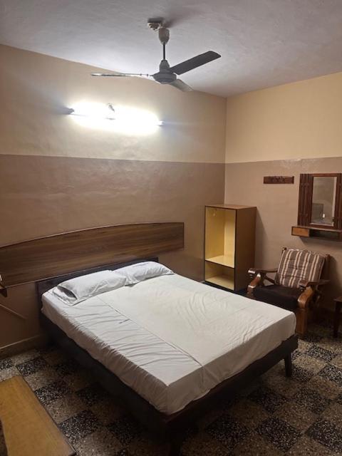 Отель Sri Krishna Residency Веллуру Экстерьер фото